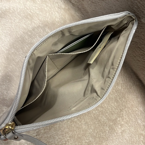 KATE SPADE Little Shiloh Silver Zippered Pouch from Beale Street Collection - Picture 8 of 12
